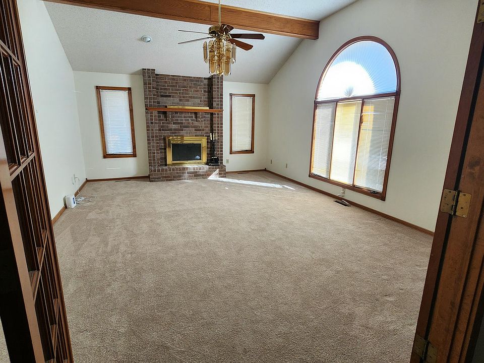 1107 W Tracy Street, Springfield, MO 65807 | MLS #60316785 | Zillow