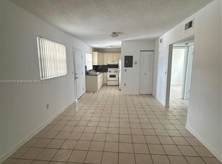 120 W 9th St #102, Hialeah, FL 33010