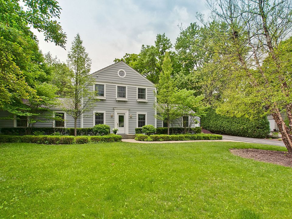 1st image of 855 Longwood Dr