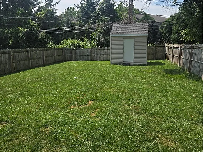 131 David Ave — Photo 24