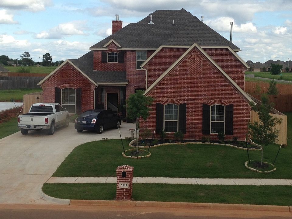 1st image of 6112 NW 160th Ter