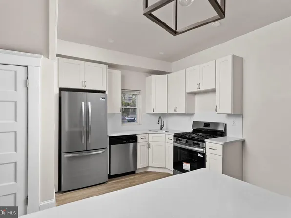 306 Berwyn Ave, Ewing, NJ 08618