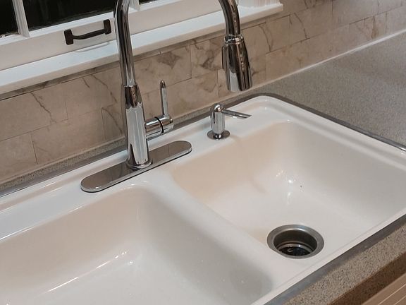 Updated kitchen features
