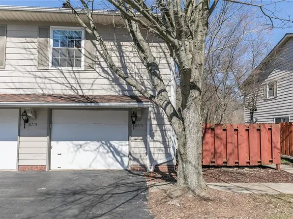 8713 Fox Rest Dr #31, Brecksville, OH 44141