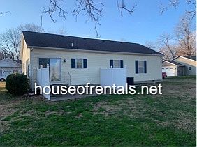 4th image of 320 Schneider St