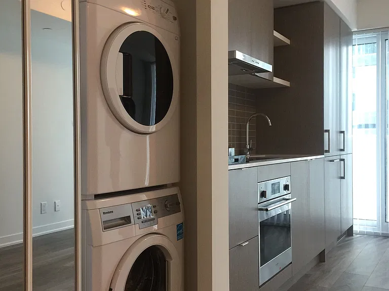 100 Harbour St #1611 — Photo 5