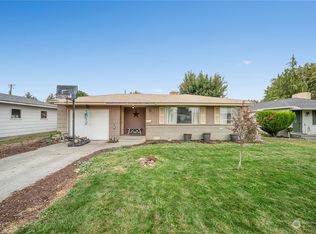 225 M St SW, Quincy, WA 98848