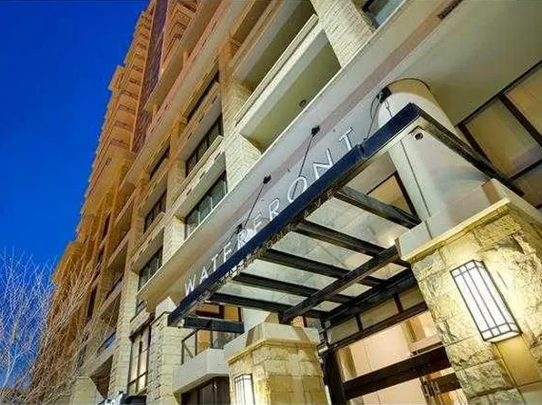 222 S Riverfront Ave SW #2323, Calgary, AB T2P 0W3