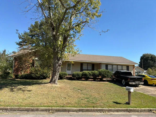 102 Ridgecrest Dr, Booneville, MS 38829