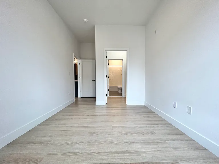 1201 Wharton St #23 — Photo 16