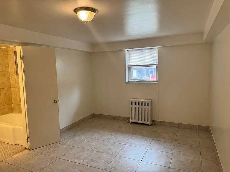 2355 Eldridge — Photo 9