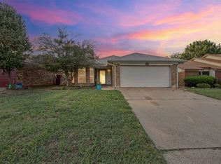 1528 Lincolnshire Way, Fort Worth, TX 76134