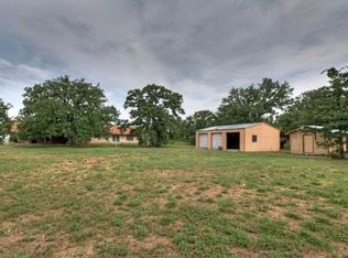 17615 Fm 1100, Elgin, TX 78621