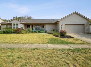 1904 Autumn Ridge Dr, Urbana, IL 61802