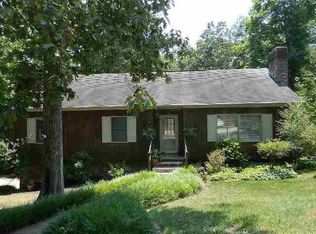 56 Endicott Ln, Huntington, WV 25705