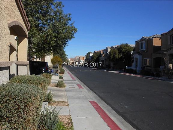 3rd image of 10367 Midnight Iris St