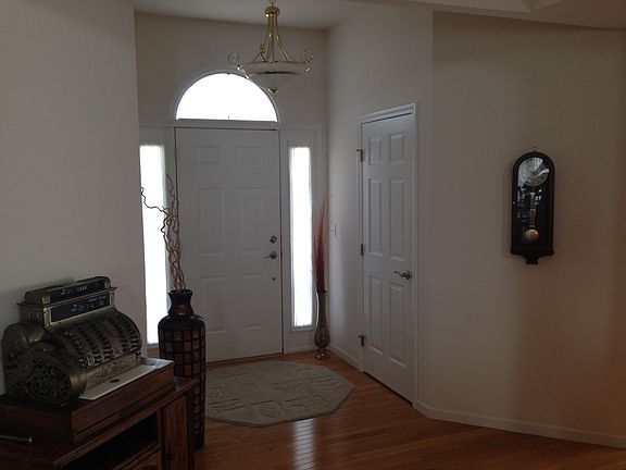 Front Entry & Coat Closet