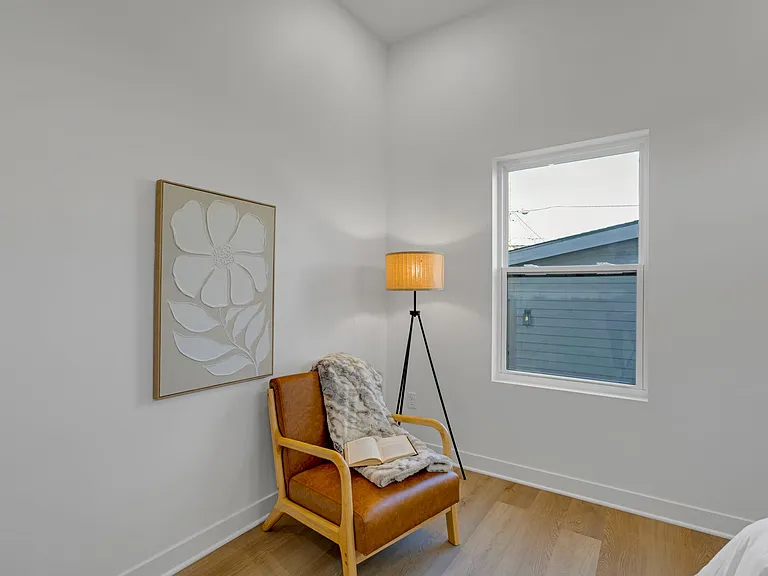 1025 Churchman Ave — Photo 31