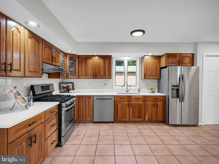 11700 Tifton Dr — Photo 8