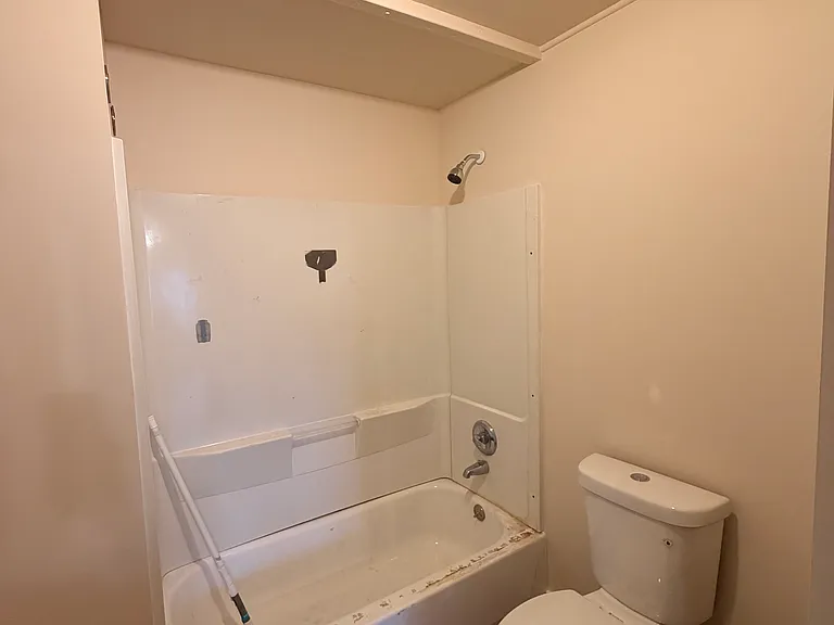 18 Lincoln Ave #1 — Photo 9