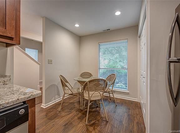 5th image of 1678 Robins Nest Ct APT D