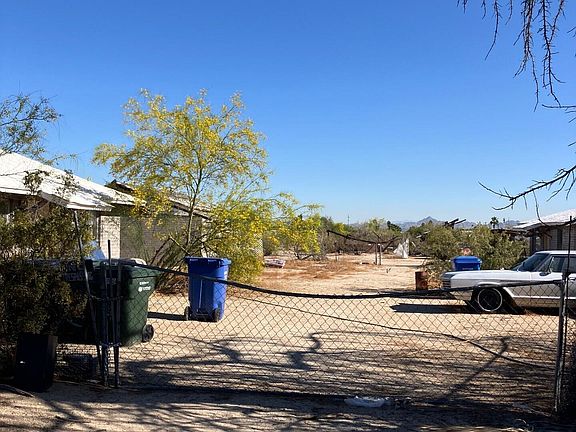 3rd image of 2138 E DESERT Lane #20