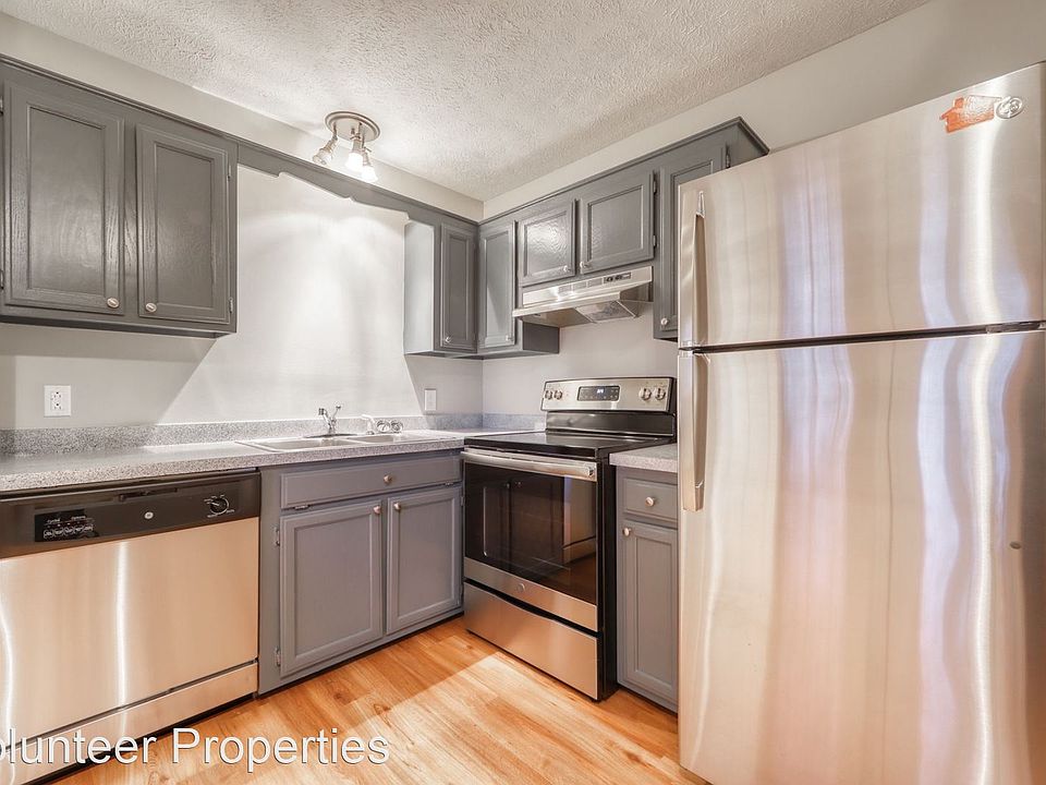 1st image of 109 Harris Ln APT 16