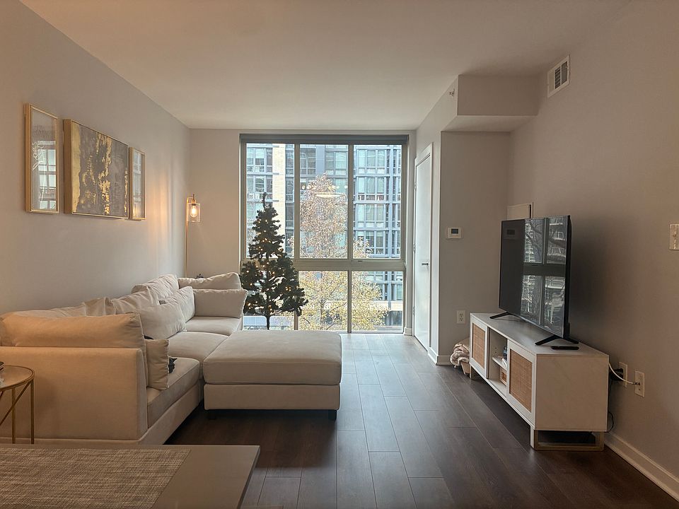 1st image of 1000 New Jersey Ave SE APT 508