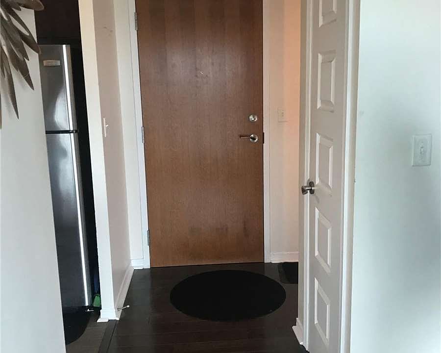 1st image of 215 Queen St E #806