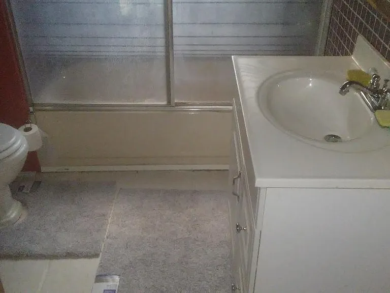 condo bathroom