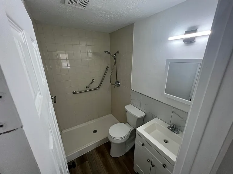 603 Clear Lake Ave — Photo 10