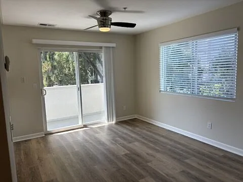 744 Walnut St #6 — Photo 5