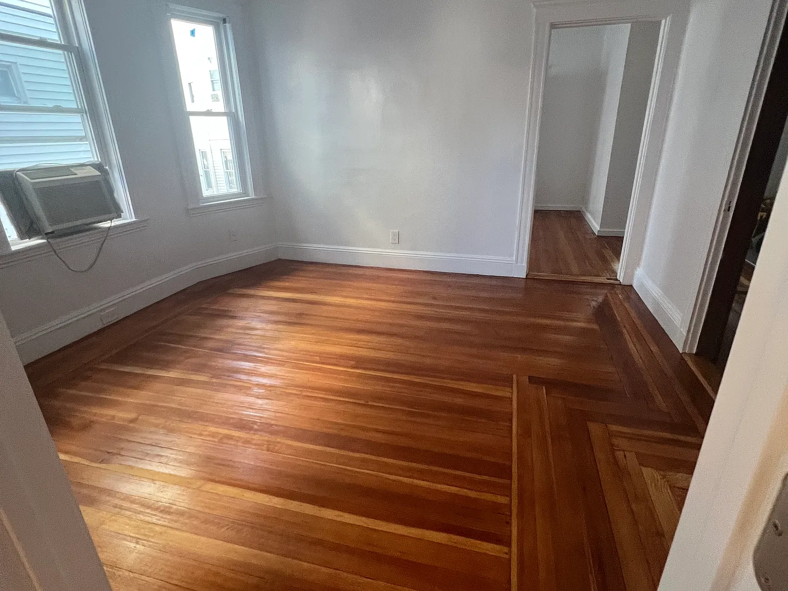 2 bed, 1050 sqft, $2,800 — Photo 2