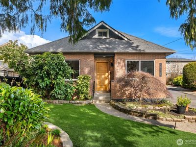4610 S Holly Street, Seattle, WA, 98118
