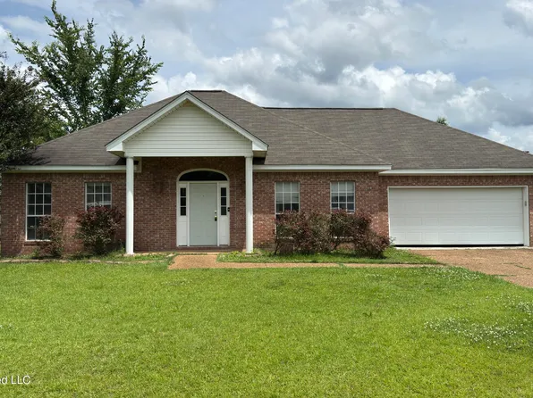 218 Holmar Dr, Brandon, MS 39047