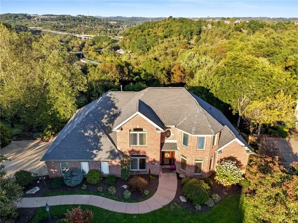 4040 Breckenridge Dr, Presto, PA 15142