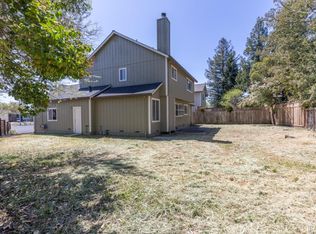 125 Thrushwing Ave, Windsor, CA 95492