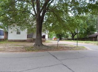 2102 Pecan St, Texarkana, AR 71854
