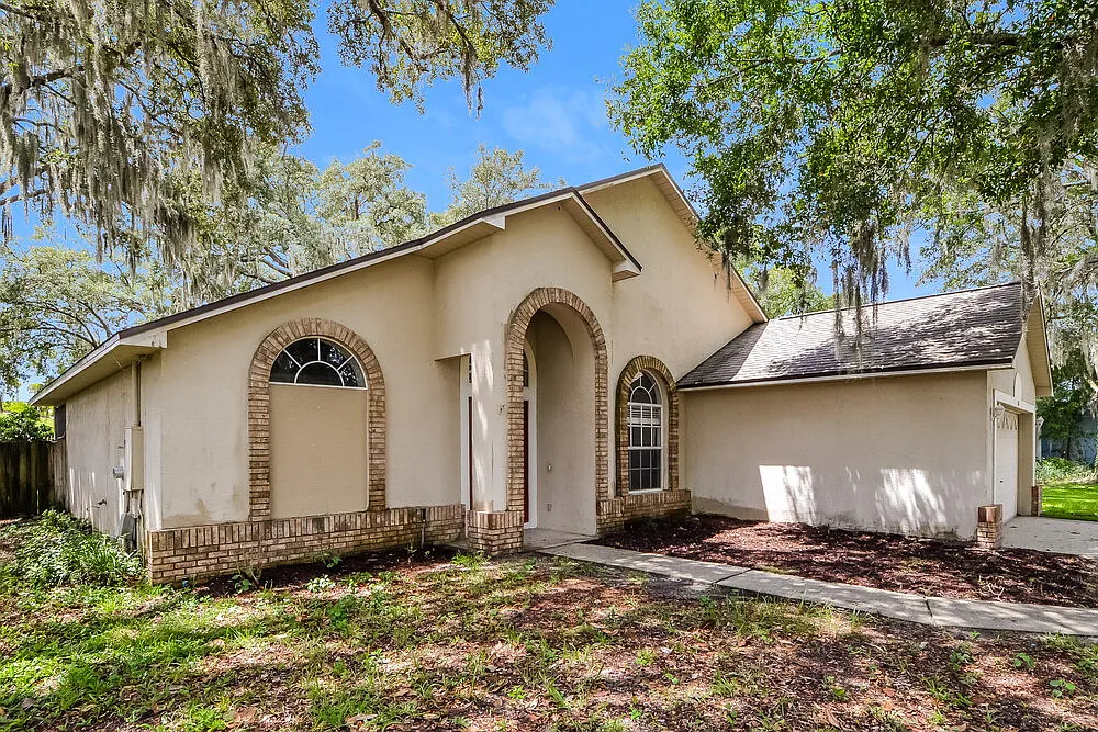 3 bed, 2.0 bath, 1493 sqft, $2,500 — Photo 3