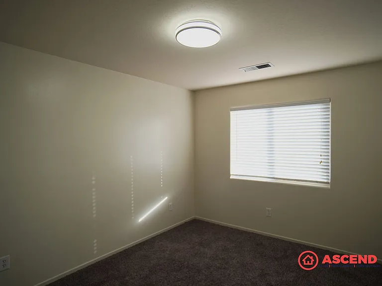 301 Alysheba Dr — Photo 13