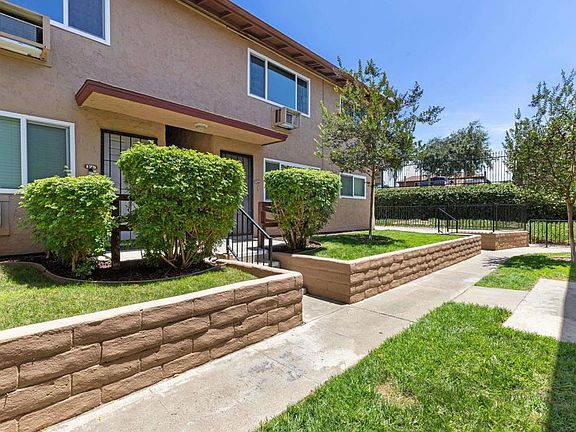 3rd image of 9719 Winter Gardens Blvd Unit 176