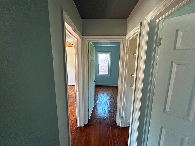 10947 Rossiter St — Photo 7