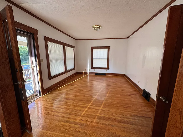 2955 South St — Photo 2