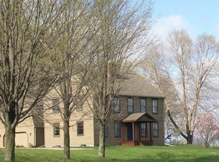 4899 W 32nd St, Fremont, MI 49412