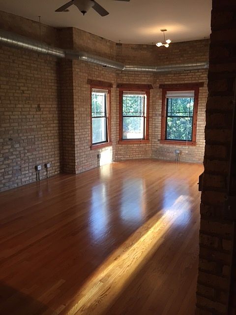 Living room 2