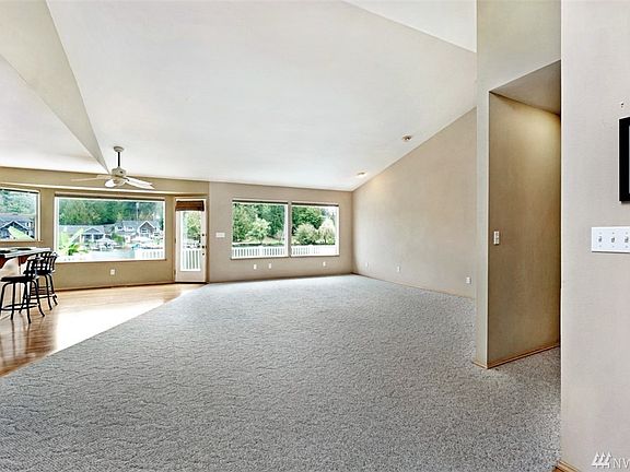 5th image of 5326 S Island Dr E