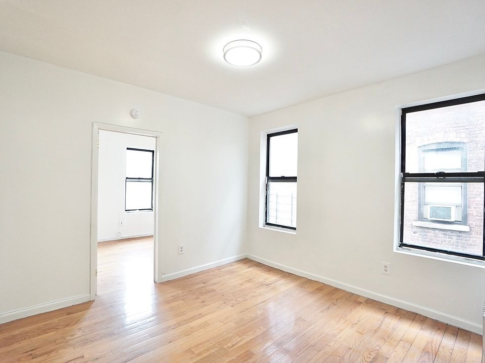 1st image of 28 Saint Nicholas Pl APT 4C