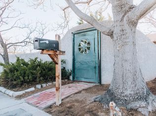 1112 Jenaro St SW, Albuquerque, NM 87121