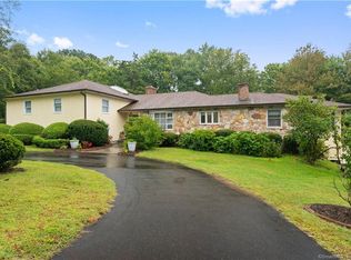 51 Lancelot Dr, North Haven, CT 06473