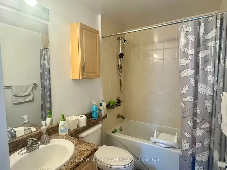 234 Rideau St #901 — Photo 12